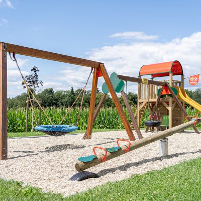 Unser brandneuer Spielplatz